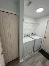 2105 Atwater Dr in North Port, FL - Building Photo - Building Photo