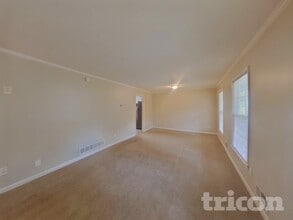 4110 Jeffrey Dr SW in College Park, GA - Building Photo - Building Photo