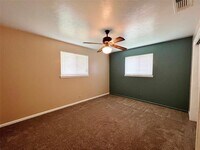 1021 Keechi St photo'