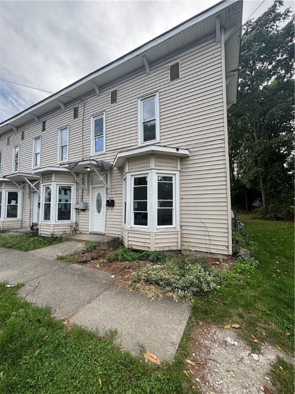 622 Lewis St in Elmira, NY - Building Photo - Building Photo