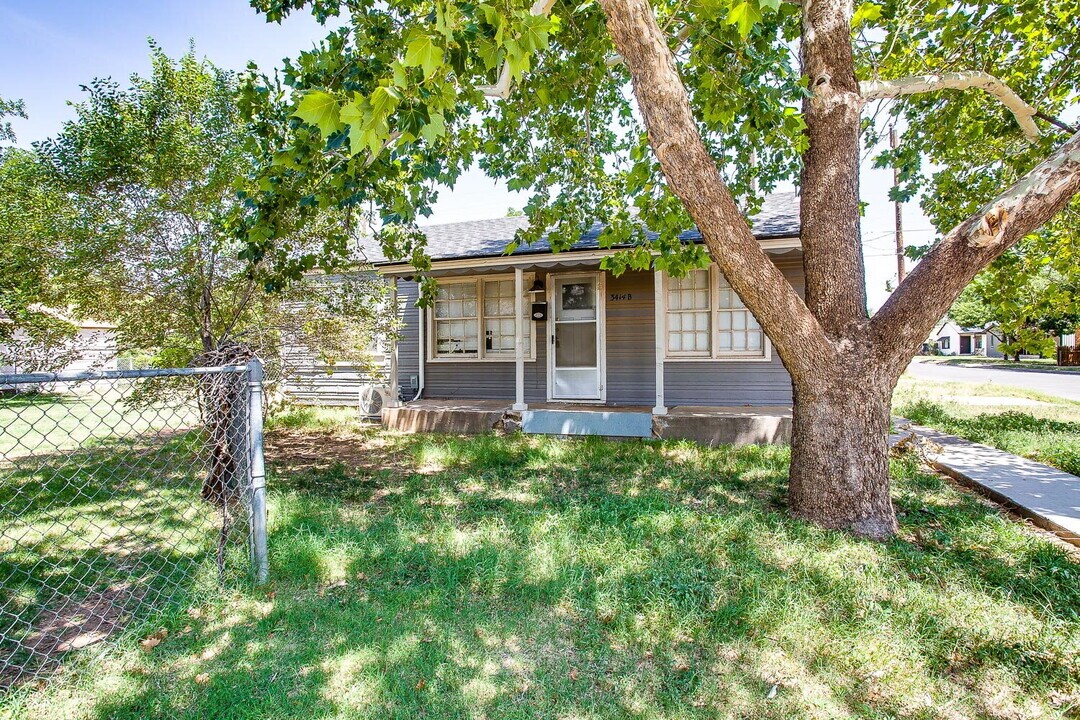 3414 24th St in Lubbock, TX - Building Photo