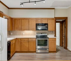 1128 6th St S, Unit A in La crosse, WI - Building Photo