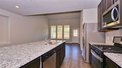 3524 Cannon Dr in Conroe, TX - Building Photo - Building Photo