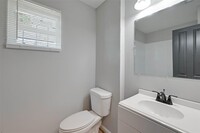 5121 Peachtree St photo'