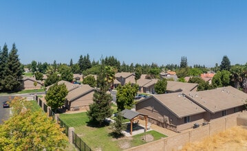 Willow Pointe Apartments in Riverbank, CA - Building Photo - Building Photo
