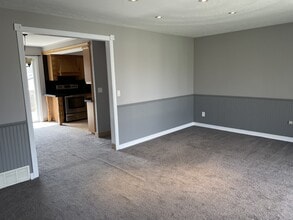 1159 Ridgecrest Ave in Oshawa, ON - Building Photo - Building Photo