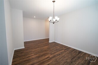 105 Exmoor Circle in Bloomingdale, GA - Building Photo - Building Photo