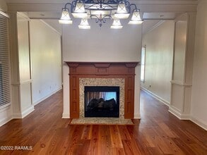 111 Hallmark Ave in Lafayette, LA - Building Photo - Building Photo