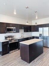 The New York in Coralville, IA - Foto de edificio - Interior Photo