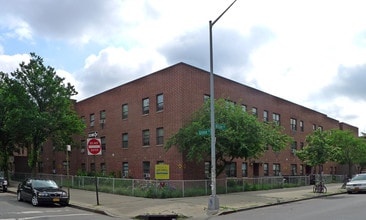 Linden Grove in Brooklyn, NY - Building Photo - Building Photo