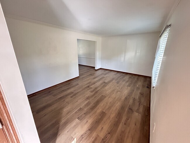 6998 Doran Dr in Columbus, OH - Building Photo - Building Photo