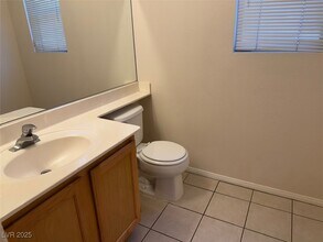 9844 La Vid Ct in Las Vegas, NV - Building Photo - Building Photo