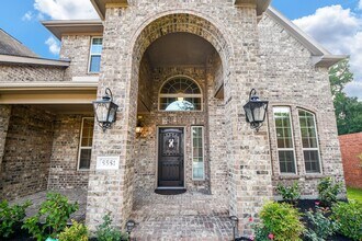 5551 Mangrove Creek Ln in Sugar Land, TX - Building Photo - Building Photo