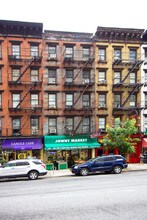 1305 3rd Ave in New York, NY - Foto de edificio - Building Photo