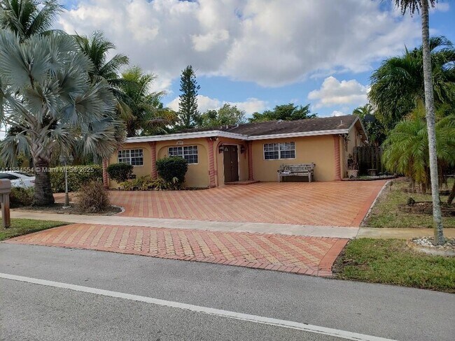 property at 0000 NW 70th Ave