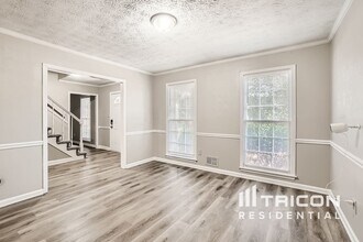551 Banks Rd E in Fayetteville, GA - Building Photo - Building Photo