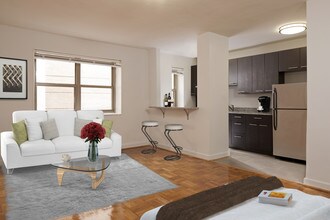 Macomb Gardens in Washington, DC - Building Photo - Building Photo