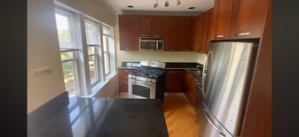 6949 N Oakley Ave, Unit 3 in Chicago, IL - Building Photo
