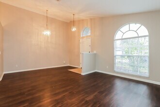 236 Chardonnay Pl in Valrico, FL - Building Photo - Building Photo