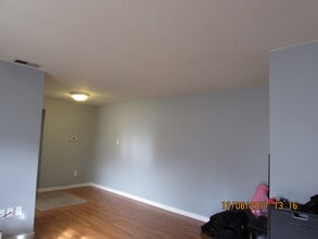 808 S Arlington Mill Dr in Arlington, VA - Building Photo - Building Photo