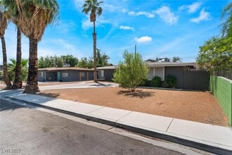2016 Griffith Ave in Las Vegas, NV - Building Photo - Building Photo