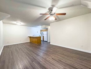 1644 Golf Club Ln in Clarksville, TN - Building Photo - Building Photo
