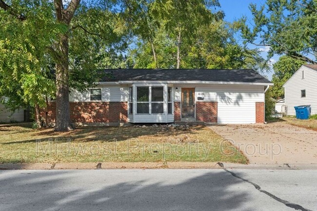 property at 615 Lynn Haven Ln