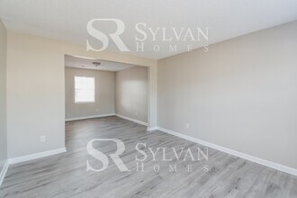 426 Spring Oak Ln in Columbia, SC - Foto de edificio - Building Photo