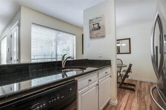 3949 Buena Vista St in Dallas, TX - Building Photo - Building Photo