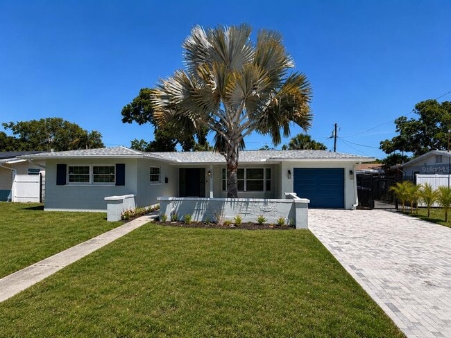 property at 5813 26th Ave N