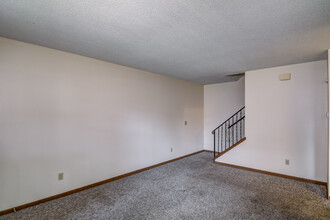4528 Speros Ln in Eau Claire, WI - Building Photo - Building Photo