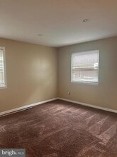 1021 E Williams Cir in Chester, PA - Foto de edificio - Building Photo