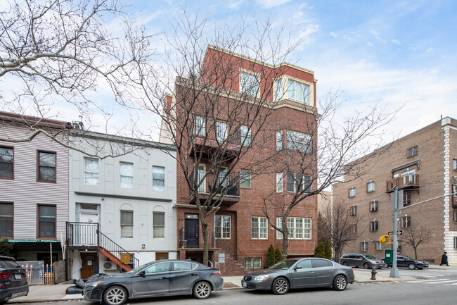 381 Marcy Ave in Brooklyn, NY - Building Photo - Building Photo