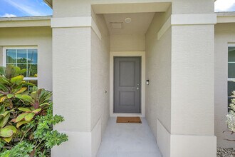 16440 81st Ln N in The Acreage, FL - Building Photo - Building Photo