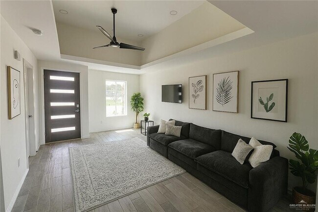 10 B W St in Mission, TX - Building Photo - Building Photo