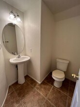5862 Lakeland Village Dr in North Las Vegas, NV - Building Photo - Building Photo