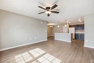 Wilshire Hills III in Lee's Summit, MO - Building Photo - Building Photo