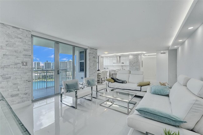 18041 Biscayne Blvd, Unit 1802 in Aventura, FL - Building Photo - Building Photo