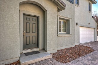 1005 Sunny Acres Ave in North Las Vegas, NV - Building Photo - Building Photo