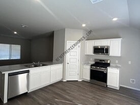 29140 E 79th Pl S in Broken Arrow, OK - Building Photo