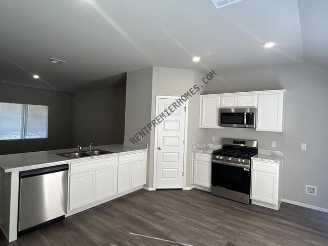 property at 29140 E 79th Pl S