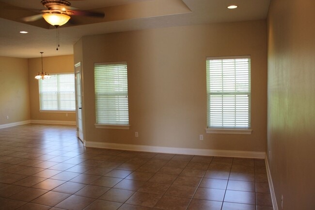 103 Mirante Dr in Leesville, LA - Building Photo - Building Photo