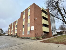 430 Harrison Ave, Unit 104 Apartments