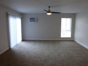 172 W Clinton Ave in Salt Lake City, UT - Building Photo - Building Photo