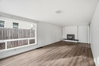 1307 E Thurston Ave in Spokane, WA - Foto de edificio - Building Photo