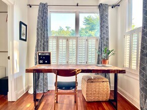 84 V St NW in Washington, DC - Foto de edificio - Building Photo