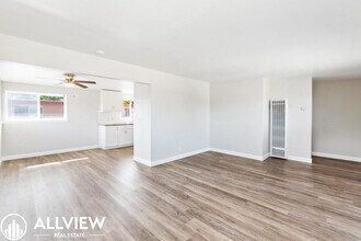 3407 W Olinda Ln in Anaheim, CA - Building Photo - Building Photo