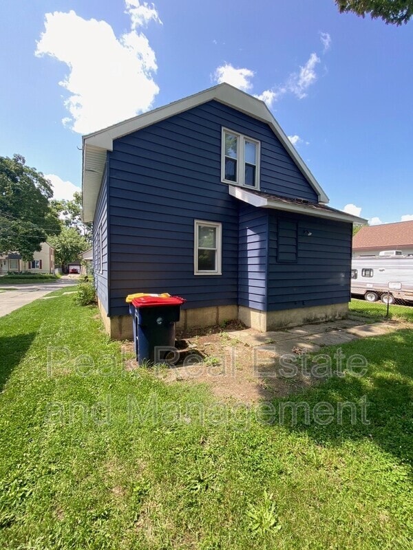 816 Kensington Ave SW in Grand Rapids, MI - Building Photo - Building Photo