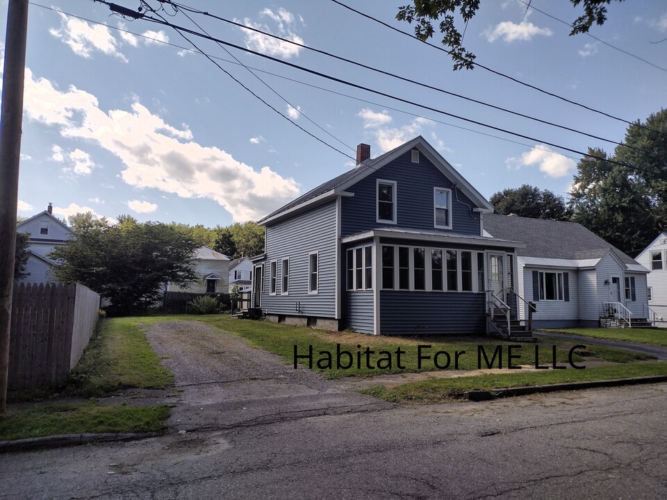 4 Cone St in Winslow, ME - Building Photo