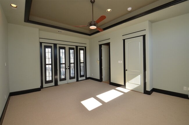 property at 1818 Binz St